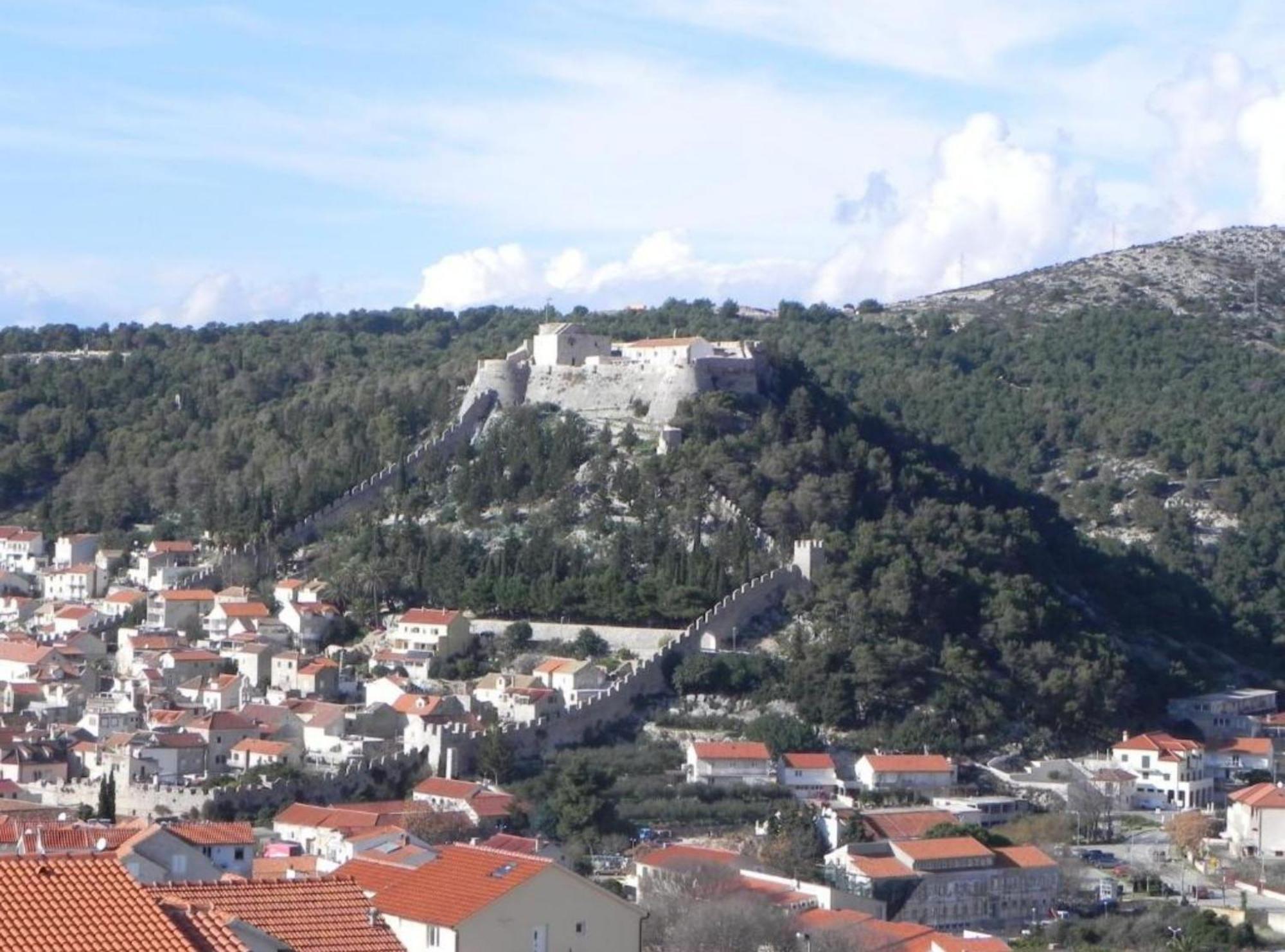 Apartments Trogrlic Hvar Town Eksteriør bilde